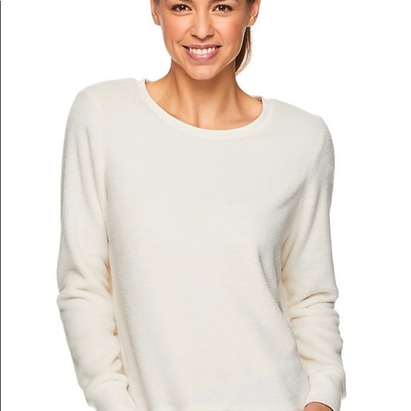 Women's Gaiam Lux Faux-Fur Pullover - Picture 1 of 4